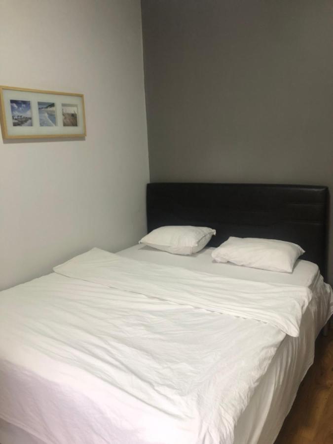 Kevin'S Hostel Istanbul Bagian luar foto