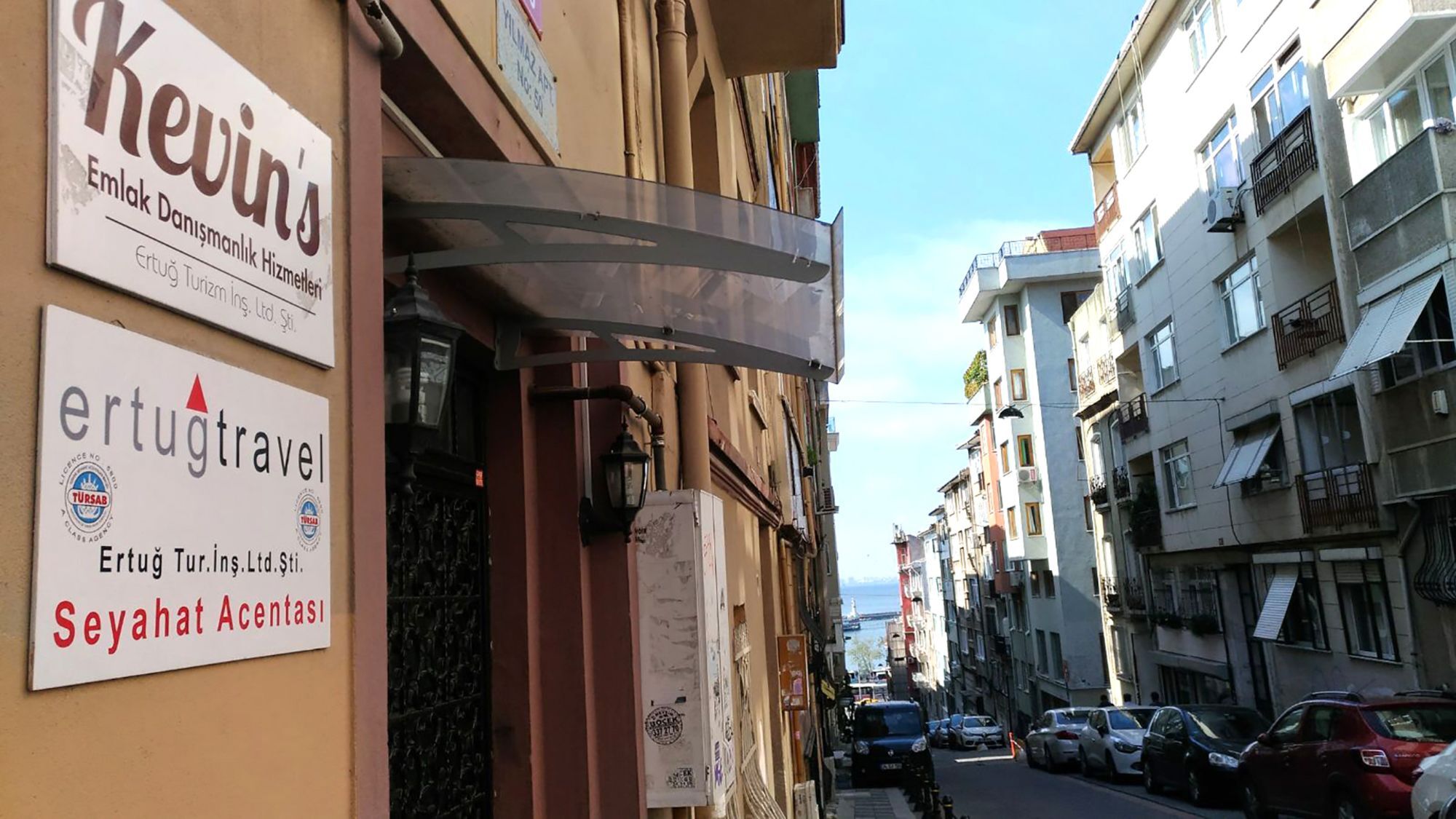 Kevin'S Hostel Istanbul Bagian luar foto